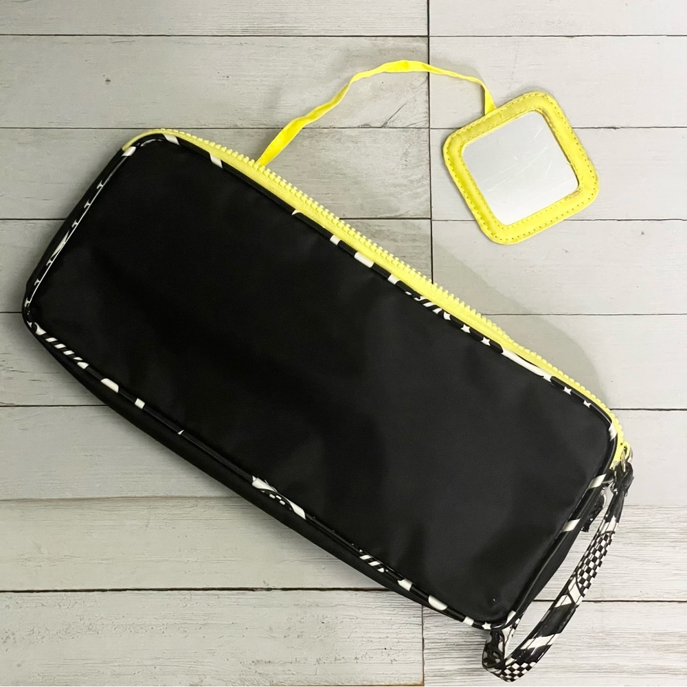 TRANS VERSION Zip Top Wristlet